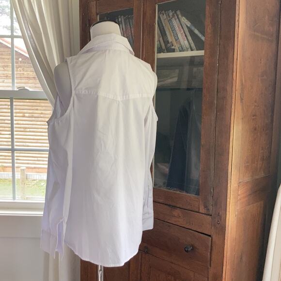 Sharagano White Cold Shoulder Buttondown, Size S - Picture 3 of 6